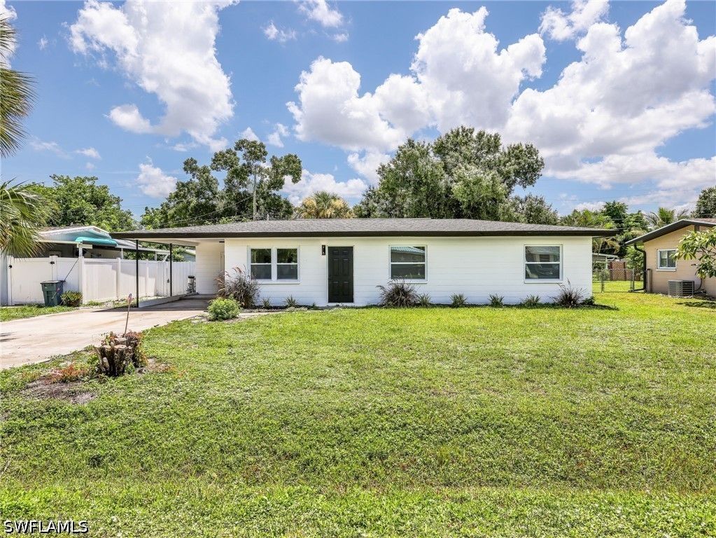 1196 Pine Lake DR, Cape Coral, FL 33909