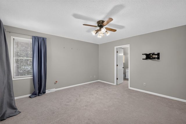 2013 WYNFIELD DR, Columbia, MO 65203