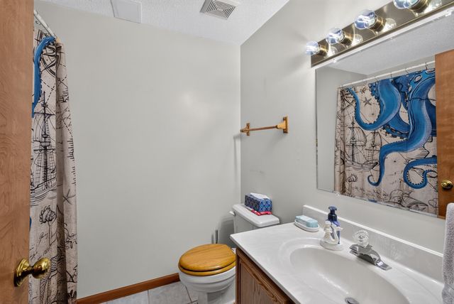 2013 WYNFIELD DR, Columbia, MO 65203