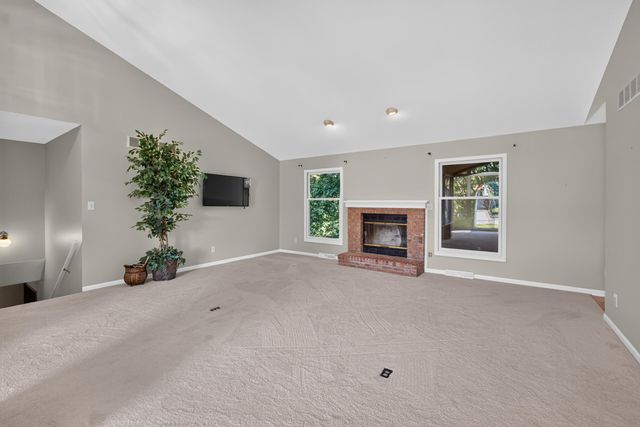2013 WYNFIELD DR, Columbia, MO 65203