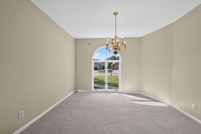 2013 WYNFIELD DR, Columbia, MO 65203
