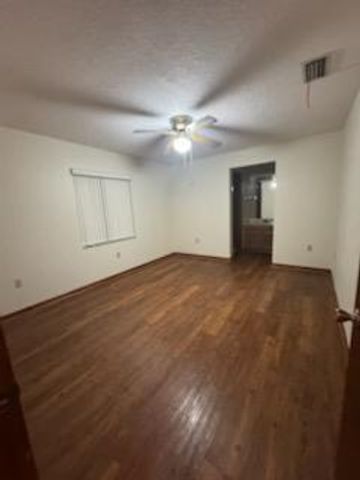 570 LONDONDERRY Circle SE, Palm Bay, FL 32909