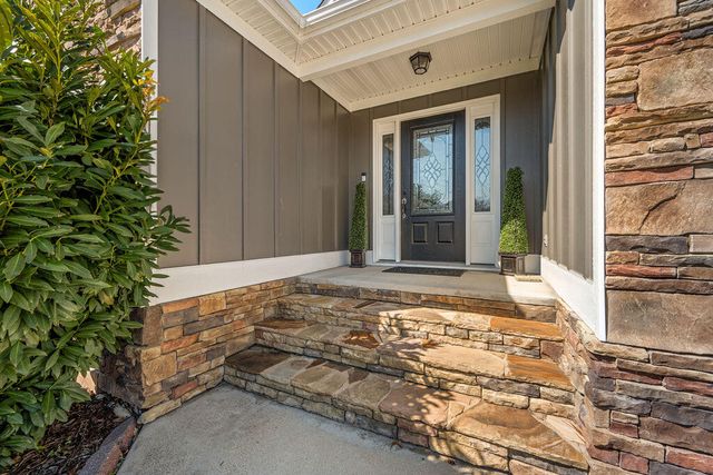 85 Bur Oak Drive, Ringgold, GA 30736