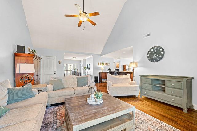 85 Bur Oak Drive, Ringgold, GA 30736