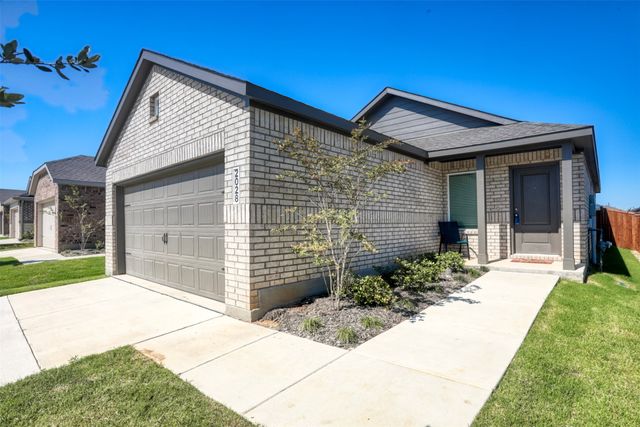 2028 Sulky Lane, Aubrey, TX 76227