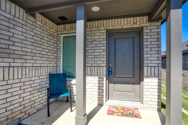 2028 Sulky Lane, Aubrey, TX 76227