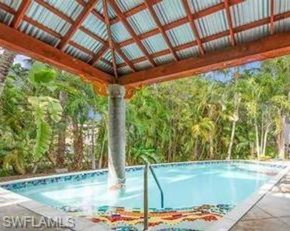 6425 Pine AVE, SANIBEL, FL 33957 — photo 2