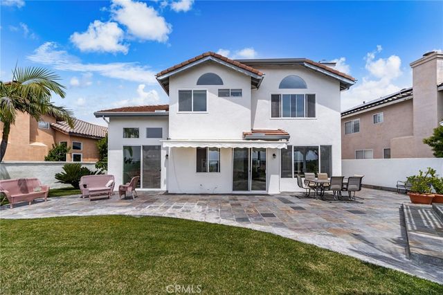 51 La Perla, Lake Forest, CA 92610