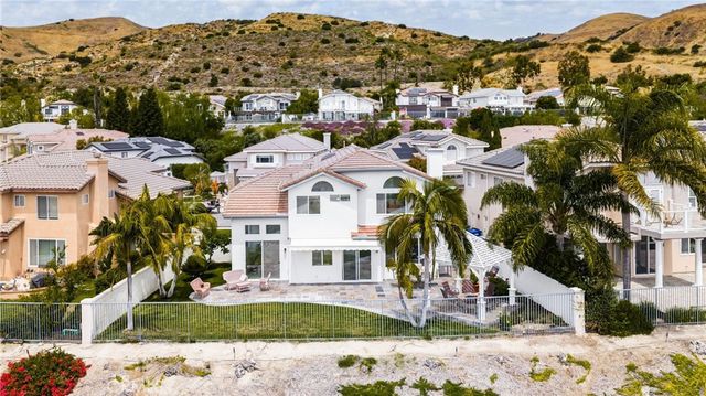 51 La Perla, Lake Forest, CA 92610