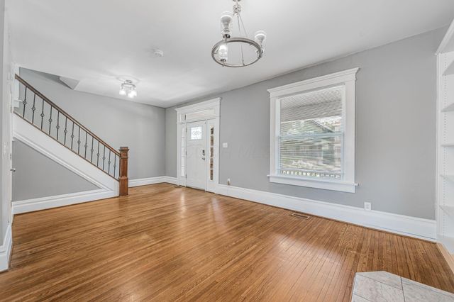 951 S Champion Avenue, Columbus, OH 43206
