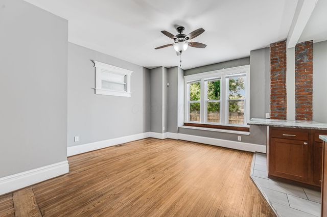 951 S Champion Avenue, Columbus, OH 43206