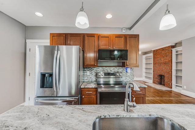 951 S Champion Avenue, Columbus, OH 43206