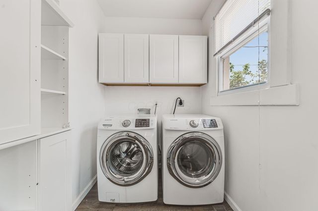 951 S Champion Avenue, Columbus, OH 43206