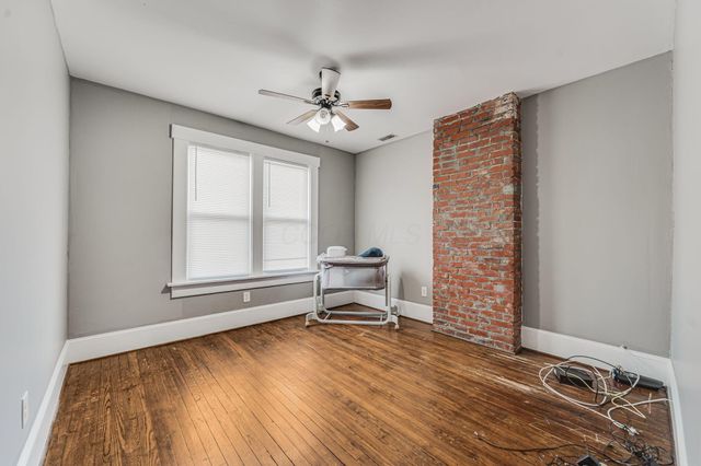 951 S Champion Avenue, Columbus, OH 43206