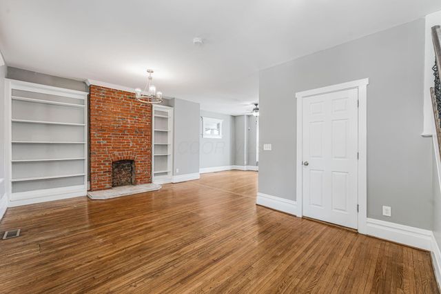 951 S Champion Avenue, Columbus, OH 43206