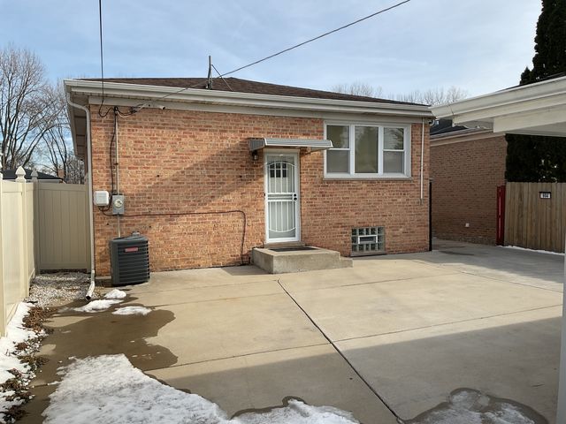 604 Exchange Avenue, Calumet City, IL 60409