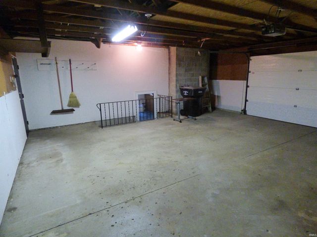 18250 Clairmont Drive, South Bend, IN 46637