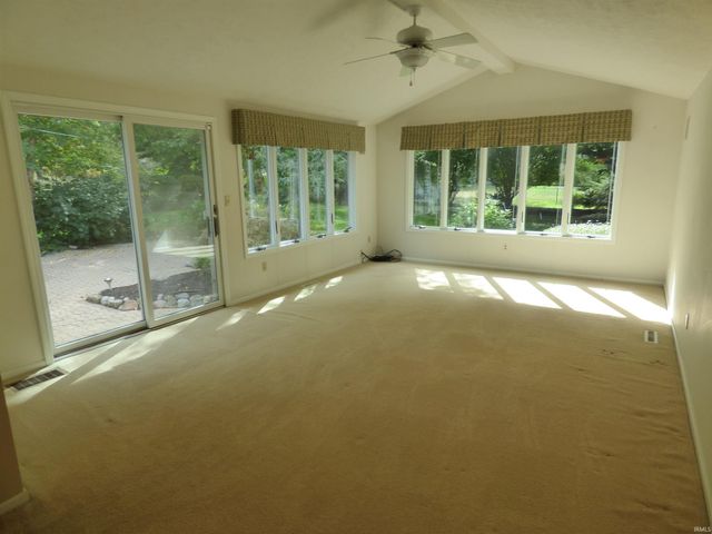 18250 Clairmont Drive, South Bend, IN 46637