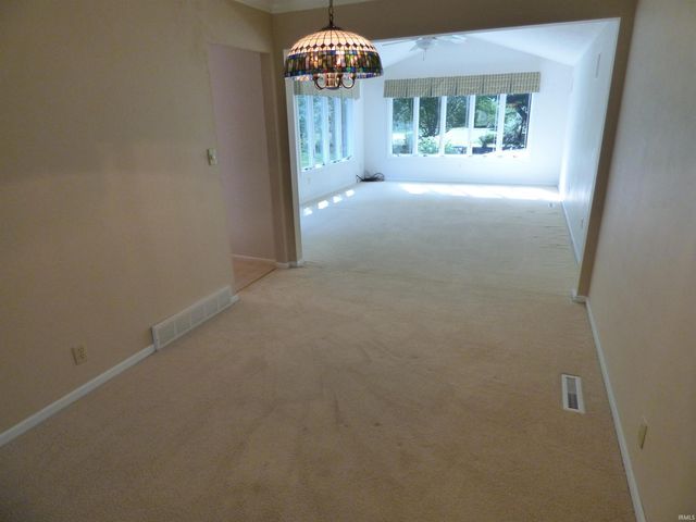 18250 Clairmont Drive, South Bend, IN 46637