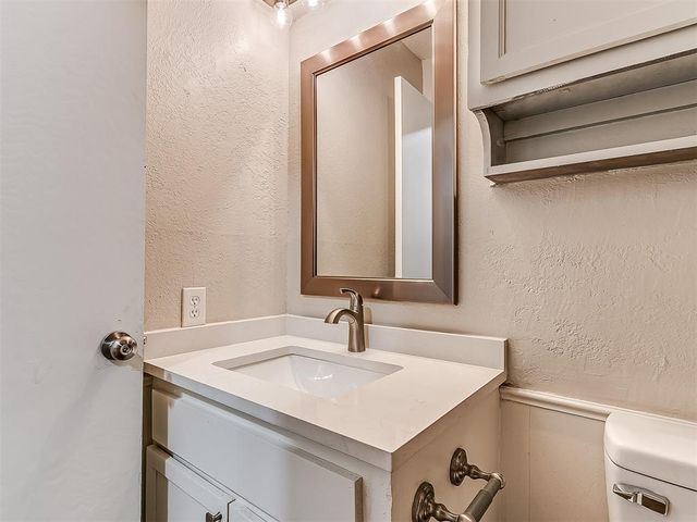 6305 Bingham Court, Oklahoma City, OK 73132