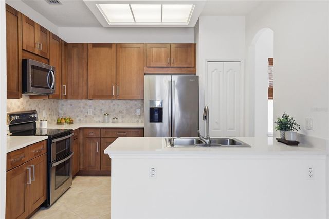 3460 CAPLAND AVENUE, Clermont, FL 34711