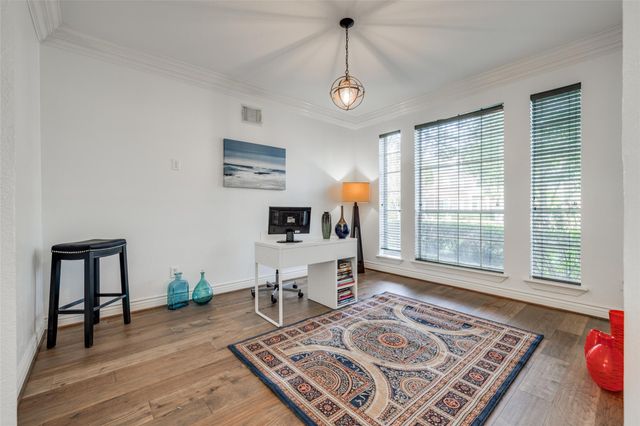 5534 Honor Drive, Houston, TX 77041