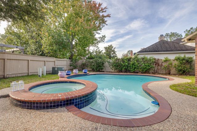 5534 Honor Drive, Houston, TX 77041