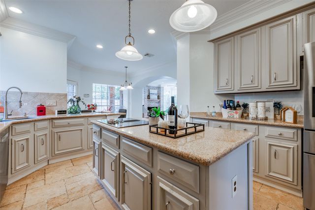 5534 Honor Drive, Houston, TX 77041