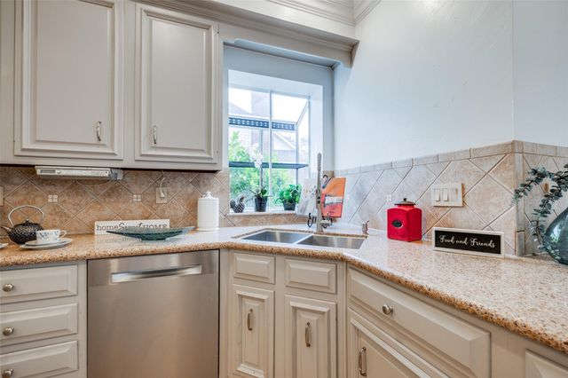 5534 Honor Drive, Houston, TX 77041