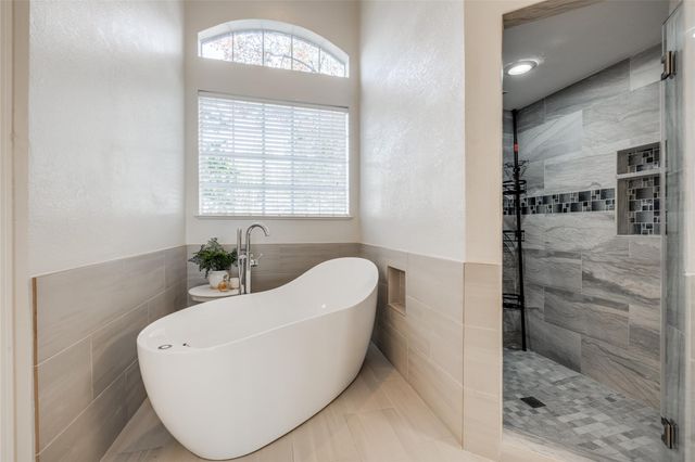 5534 Honor Drive, Houston, TX 77041