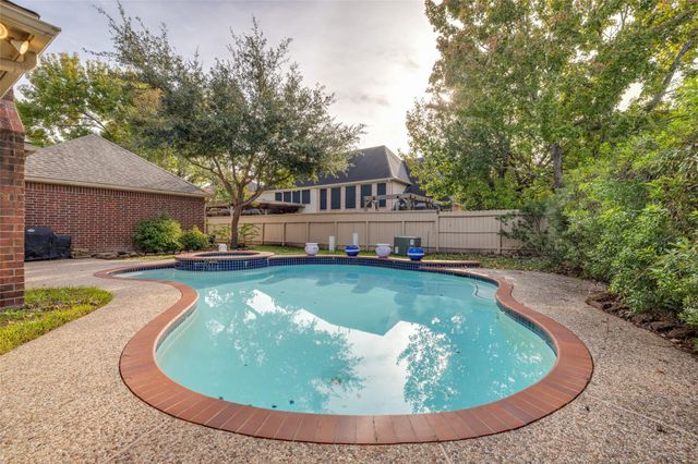 5534 Honor Drive, Houston, TX 77041