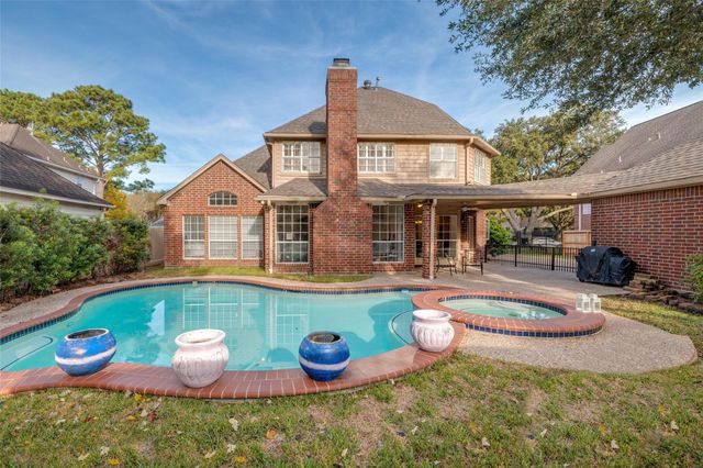 5534 Honor Drive, Houston, TX 77041