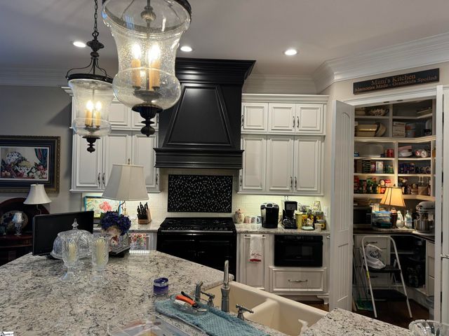 27 Cullen Court, Greer, SC 29650