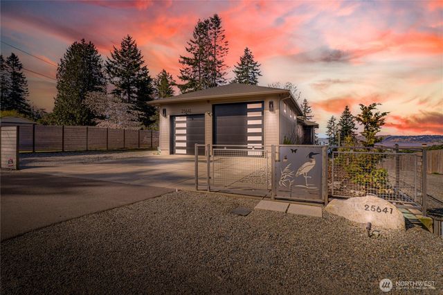 25641 Marine View Drive S, Des Moines, WA 98198