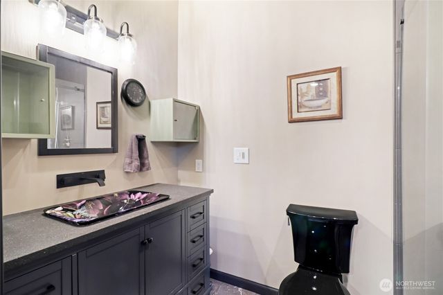 25641 Marine View Drive S, Des Moines, WA 98198