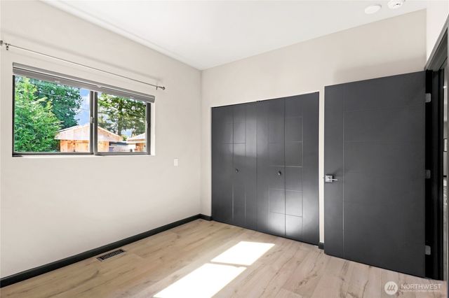 25641 Marine View Drive S, Des Moines, WA 98198