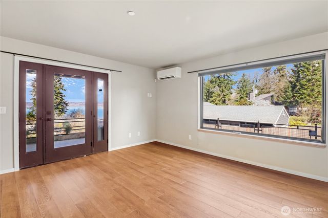 25641 Marine View Drive S, Des Moines, WA 98198