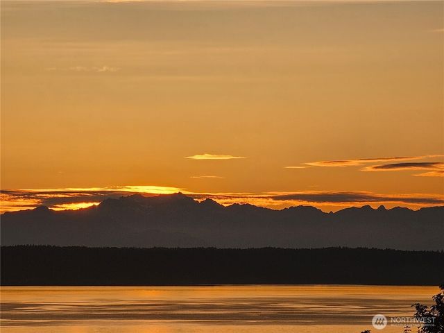 25641 Marine View Drive S, Des Moines, WA 98198