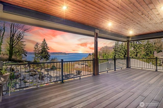 25641 Marine View Drive S, Des Moines, WA 98198