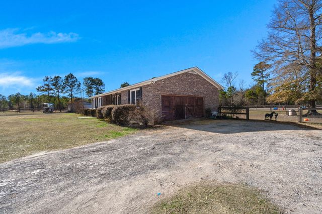 151 Grannys Lane, Saint George, SC 29477
