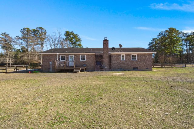 151 Grannys Lane, Saint George, SC 29477