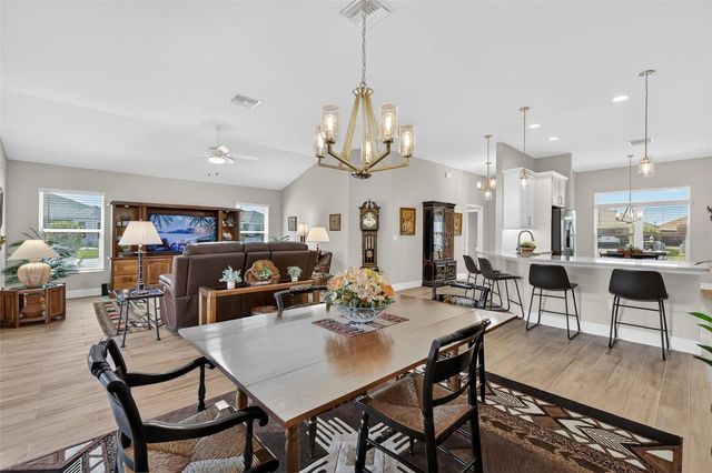 5769 SHEALY AVENUE, The Villages, FL 32163