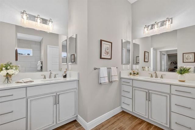 5769 SHEALY AVENUE, The Villages, FL 32163