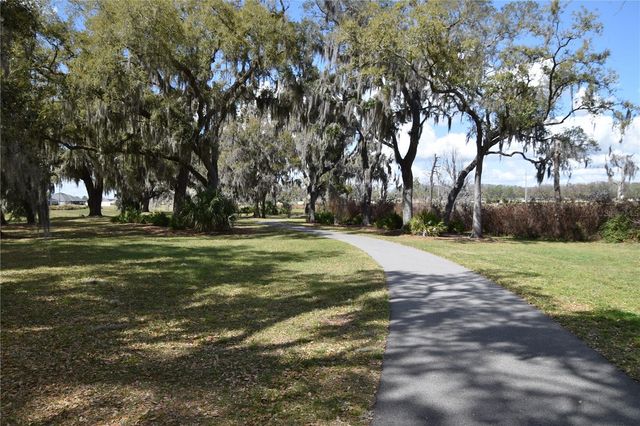 5769 SHEALY AVENUE, The Villages, FL 32163