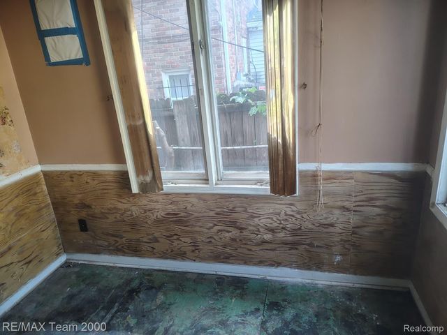 12945 Memorial Street, Detroit, MI 48227
