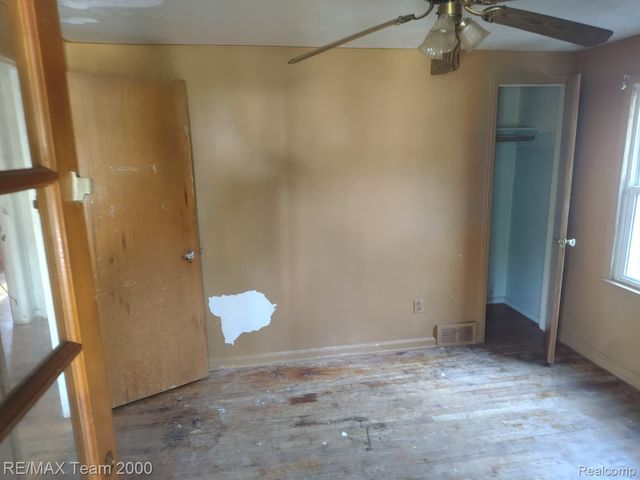 12945 Memorial Street, Detroit, MI 48227