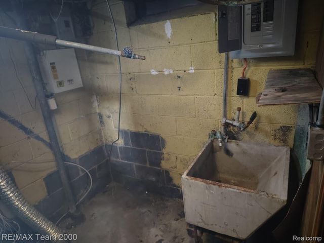 12945 Memorial Street, Detroit, MI 48227