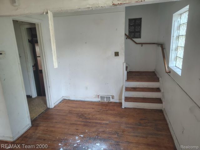 12945 Memorial Street, Detroit, MI 48227