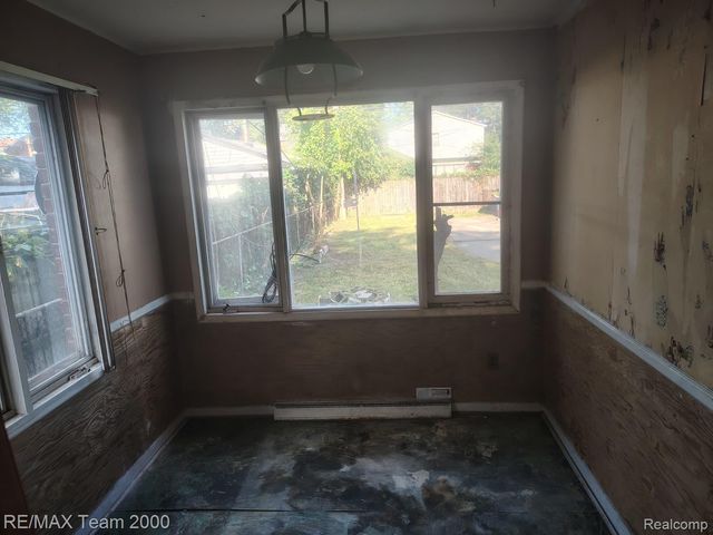 12945 Memorial Street, Detroit, MI 48227