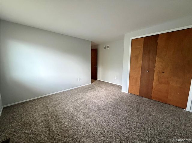 1746 Brookline Street, Canton, MI 48187